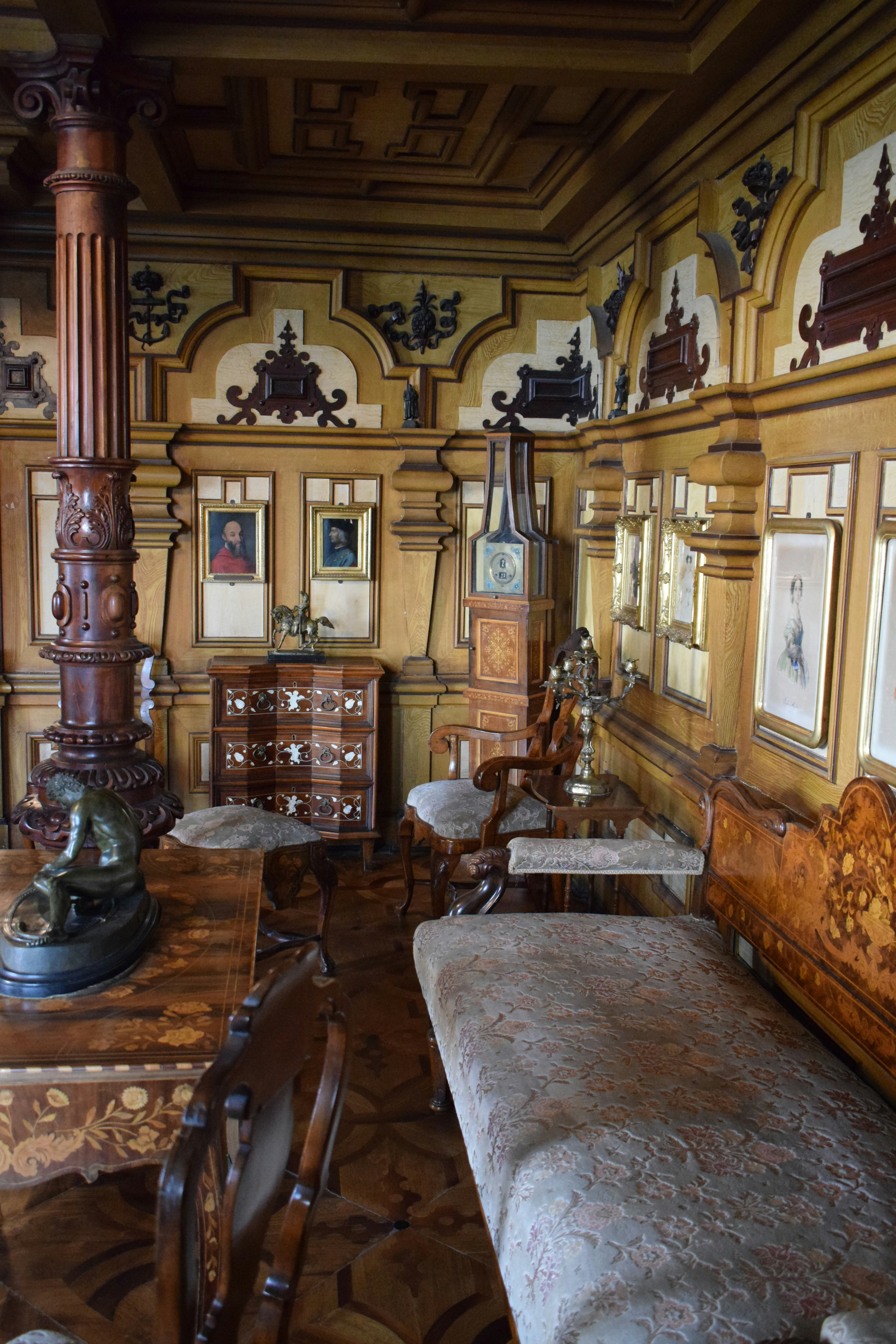 Succession — intérieur ancien à débarrasser